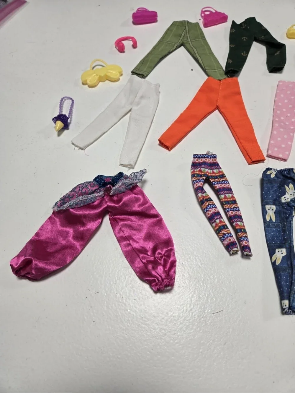 Barbie Doll Clothes 6 pants, 3 leggings, 3 shorts, 6 purses, 1 headphones